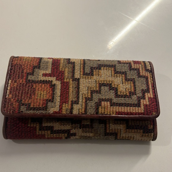 Patricia Nash Tapestry & Leather Wallet - Picture 8 of 9